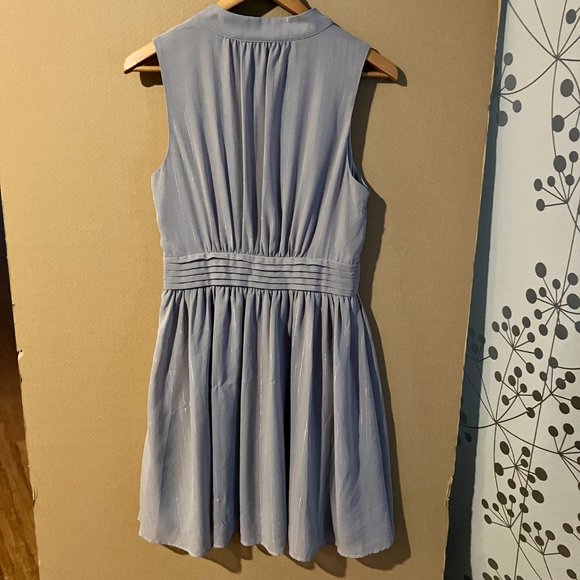 NWOT ModCloth Size Medium Sunny City in Moon Gray Halter Dress with Side Pockets - Picture 5 of 9